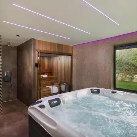 Luxury With Pool Gianno Visnjan