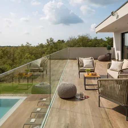 Luxury With Pool Gianno Visnjan